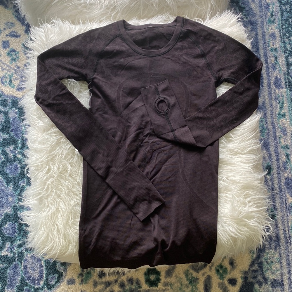 Lulu lemon long sleeve purple shirt